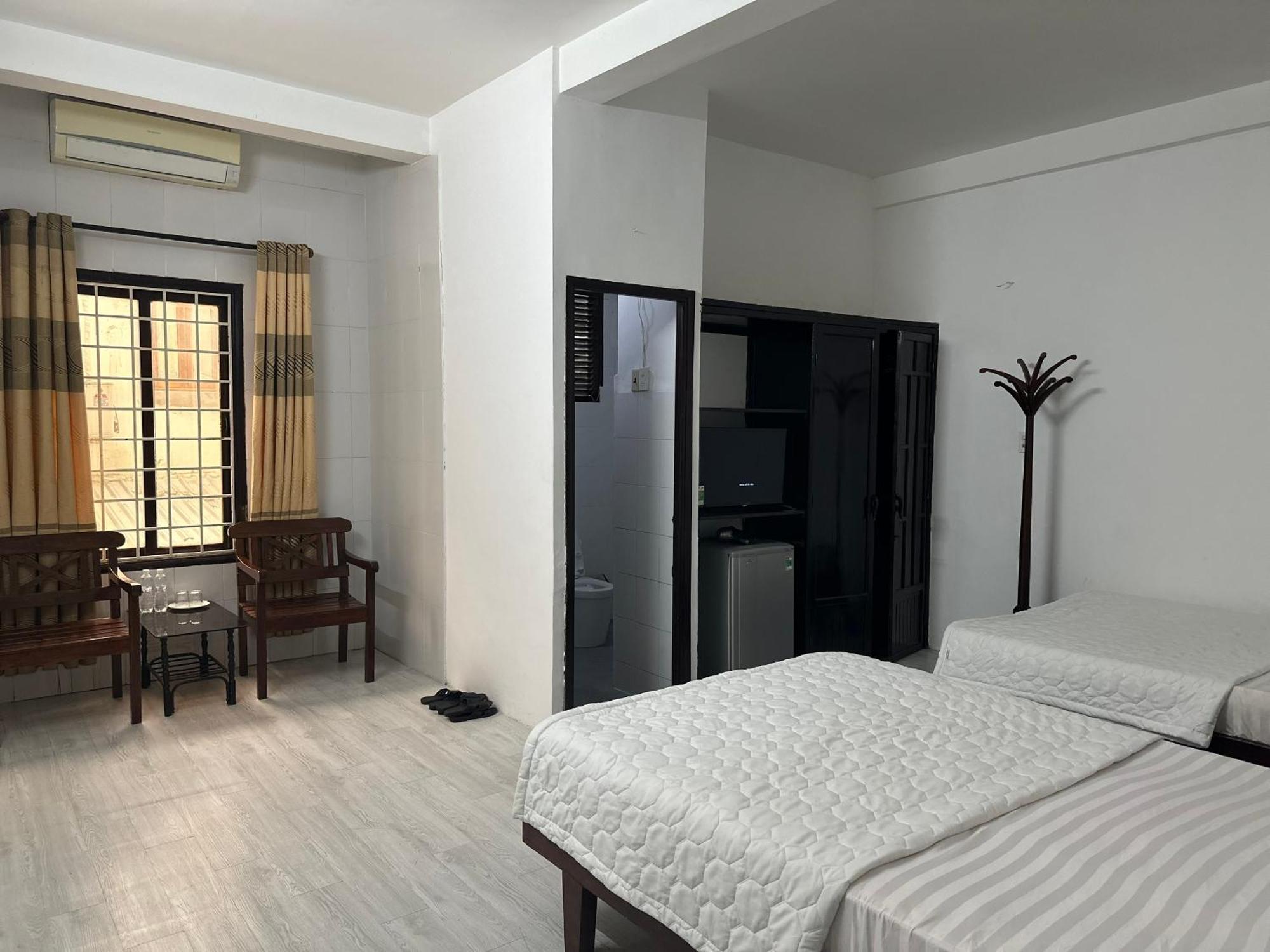 Dong Loi Hotel Hue Buitenkant foto