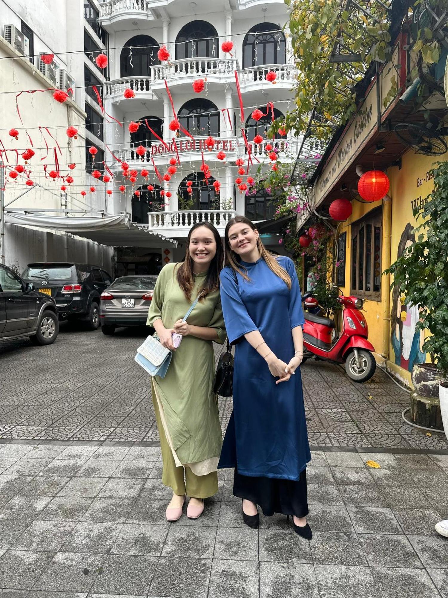 Dong Loi Hotel Hue Buitenkant foto